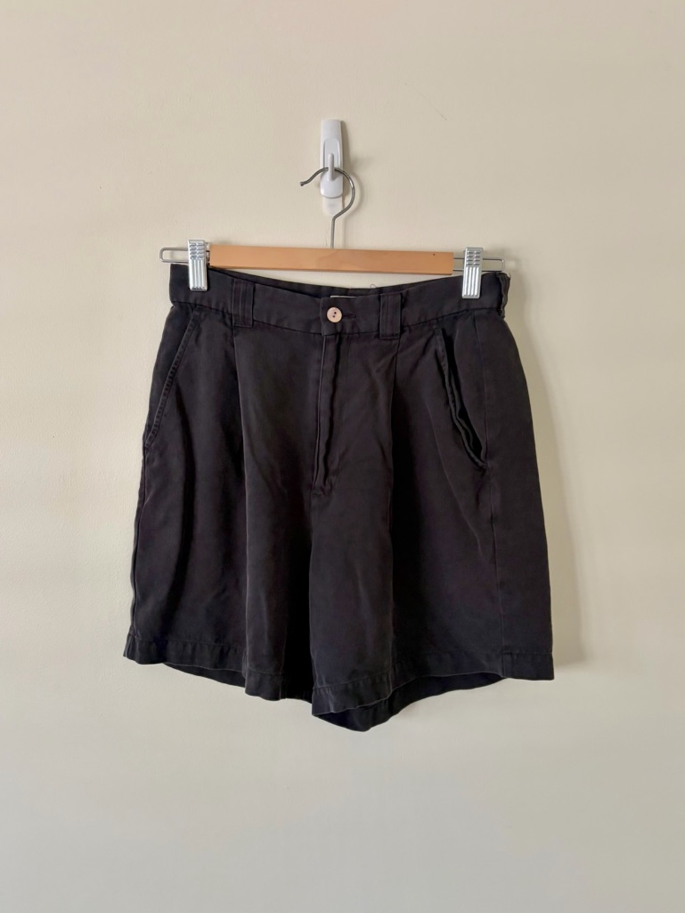 Tommy Bahama Black Flowy Silk Shorts